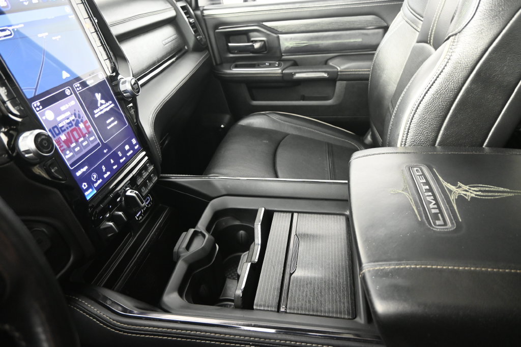Used 2023 RAM 3500 Limited AWD/4WD image 33