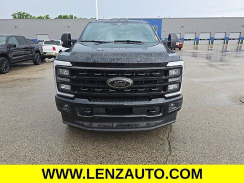 Used 2024 Ford F250 Lariat w/ Lariat Ultimate Package AWD/4WD image 2