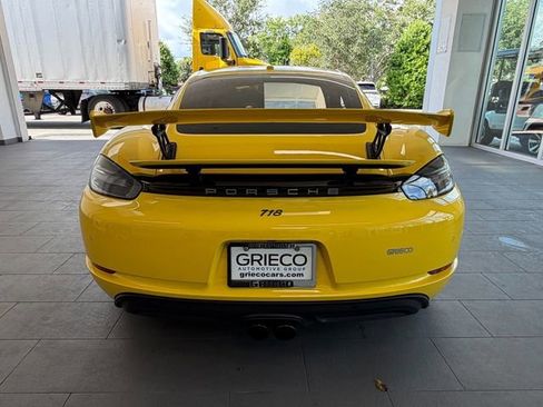 Used 2020 Porsche 718 Cayman RWD image 11