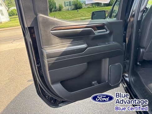 Used 2024 GMC Sierra 1500 SLT image 44