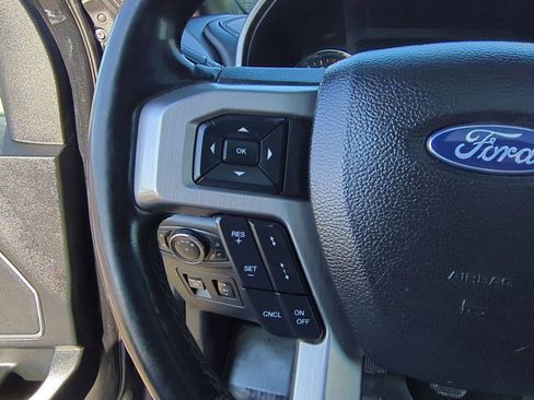 Used 2020 Ford F150 Platinum w/ Technology Package image 31