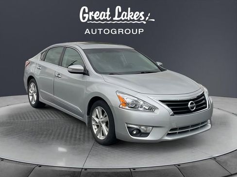 Used 2013 Nissan Altima 2.5 SL w/ Technology Pkg FWD image 7