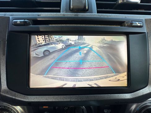 Used 2015 Toyota 4Runner SR5 RWD image 12