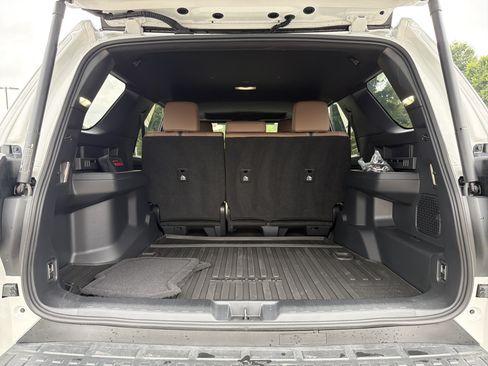 Certified 2025 Toyota 4Runner Limited RWD image 29
