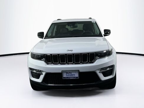 Used 2023 Jeep Grand Cherokee Limited AWD/4WD image 2