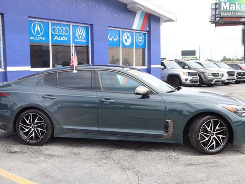 Used 2022 Kia Stinger GT-Line w/ Sun & Sound Package RWD image 4