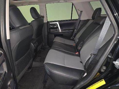 Used 2019 Toyota 4Runner SR5 Premium AWD/4WD image 11