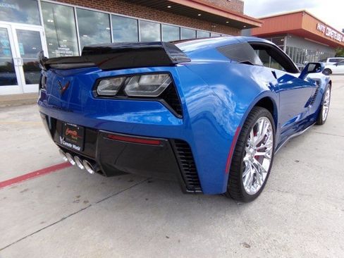 Used 2016 Chevrolet Corvette Z06 w/ 3LZ Preferred Equipment Group RWD image 5