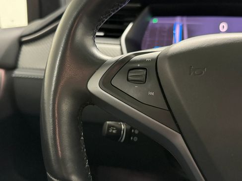 Used 2020 Tesla Model X Performance AWD/4WD image 18