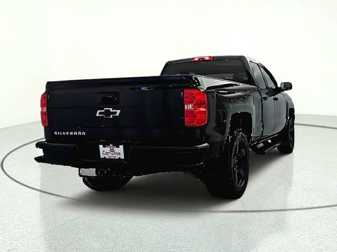 Used 2018 Chevrolet Silverado 1500 Custom w/ Custom Convenience Package AWD/4WD image 5