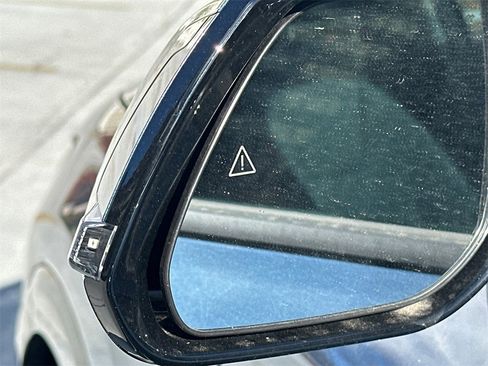 New 2025 Kia Niro SX image 17