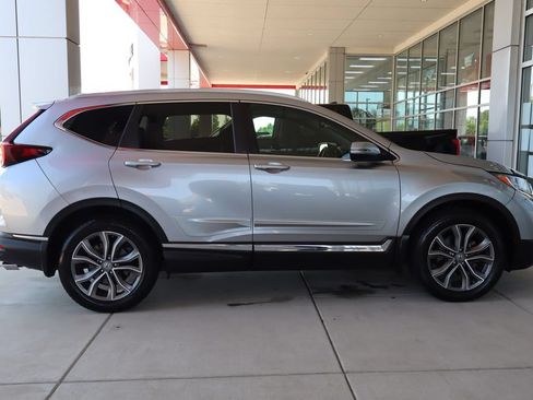 Used 2020 Honda CR-V Touring image 11
