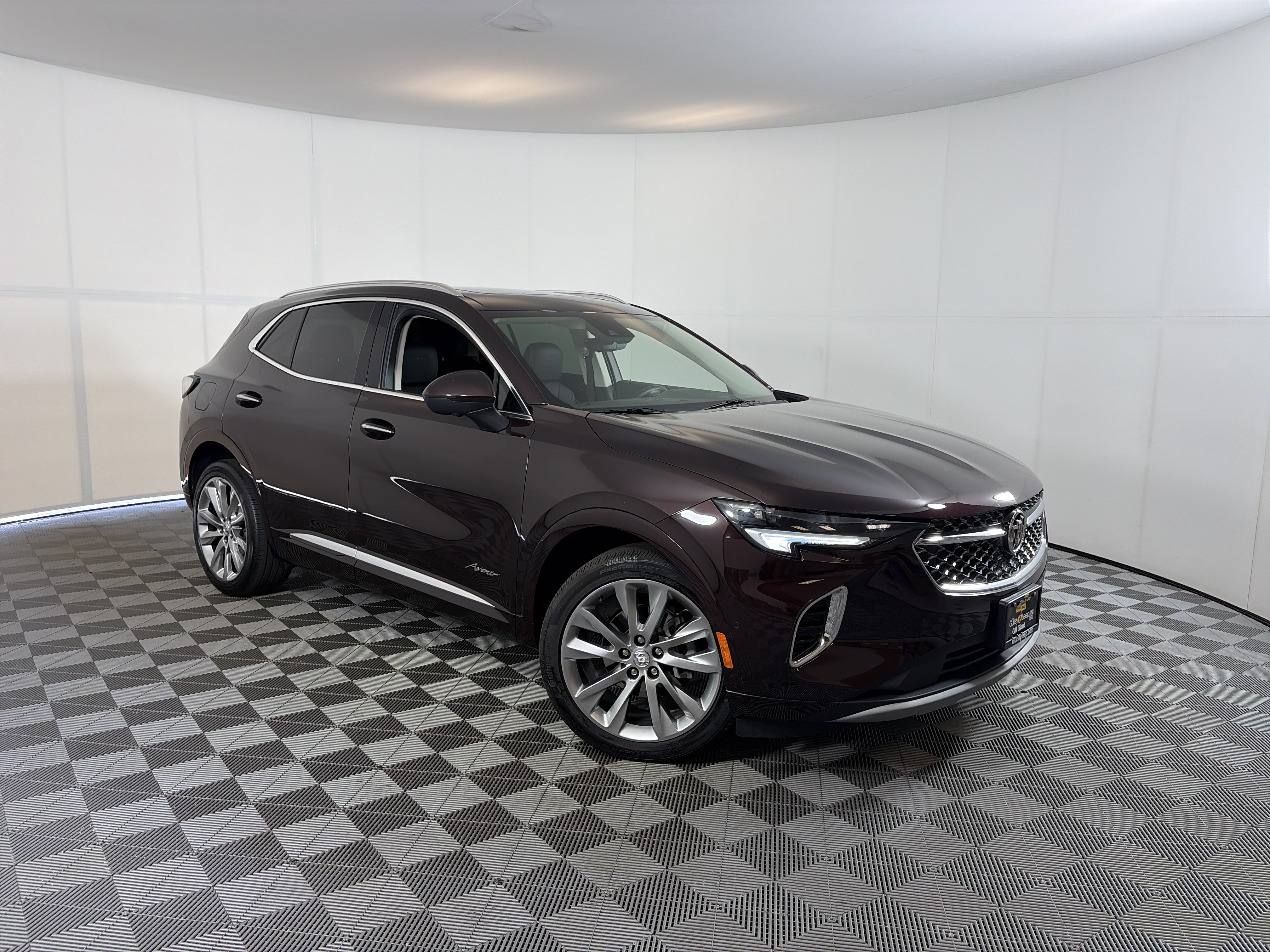 Certified 2023 Buick Envision Avenir AWD/4WD image 1