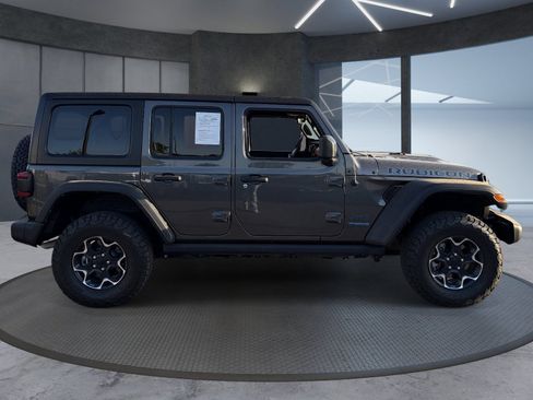 Used 2022 Jeep Wrangler Unlimited Rubicon 4xe AWD/4WD image 7