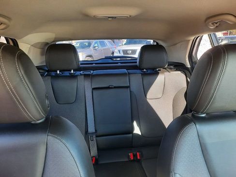 Used 2024 Buick Encore GX Preferred w/ Comfort Package FWD image 18