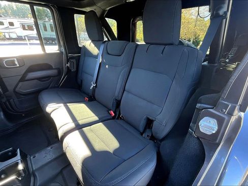 Used 2021 Jeep Wrangler Unlimited Sahara w/ Safety Group image 25