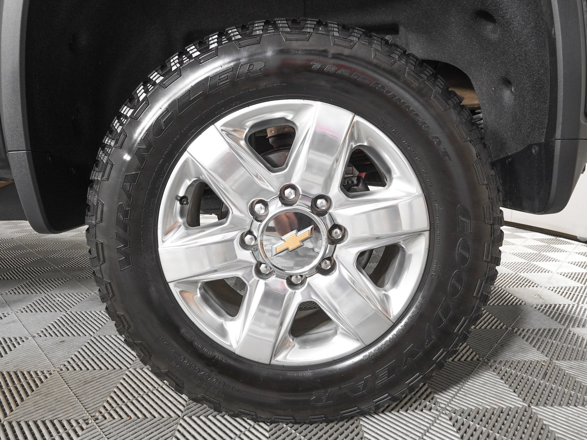 Used 2021 Chevrolet Silverado 2500 LTZ w/ LTZ Premium Package AWD/4WD image 29