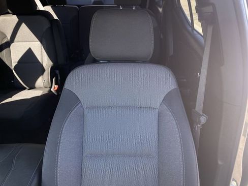 Used 2023 Chevrolet Traverse LT image 31