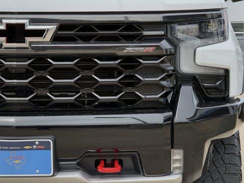Certified 2024 Chevrolet Silverado 1500 ZR2 image 8