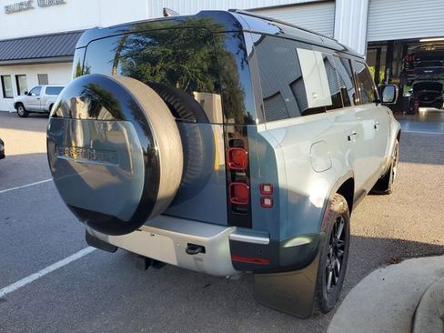 Used 2024 Land Rover Defender 110 S AWD/4WD image 4