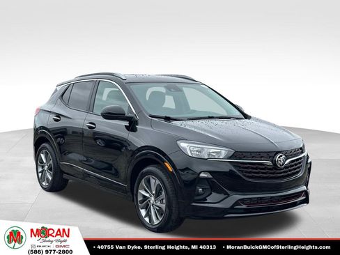 Used 2023 Buick Encore GX Select w/ Sport Touring Package FWD image 7