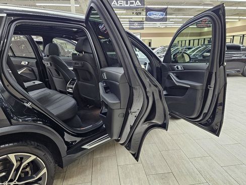 Used 2021 BMW X5 sDrive40i w/ Convenience Package RWD image 16