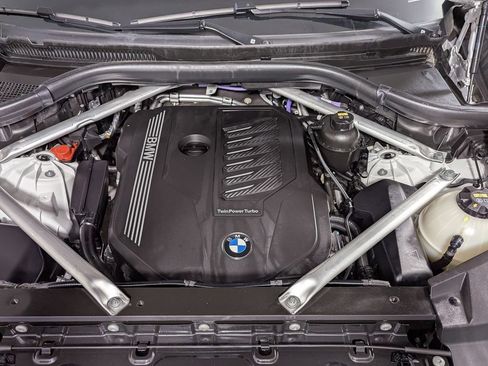 Used 2023 BMW X5 xDrive40i w/ M Sport Package AWD/4WD image 51
