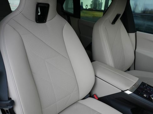 Used 2024 BMW iX xDrive50 w/ Sport Package image 14