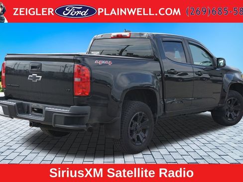 Used 2018 Chevrolet Colorado LT AWD/4WD image 5