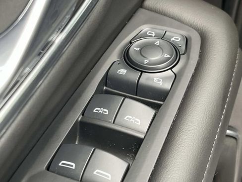 Used 2024 Chevrolet Tahoe LT w/ LT Signature Package AWD/4WD image 34