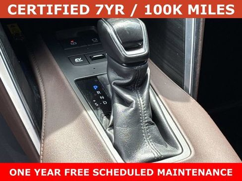 Used 2024 Toyota Venza Limited AWD/4WD image 22