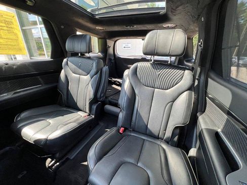 Used 2024 Hyundai Palisade Calligraphy AWD/4WD image 17