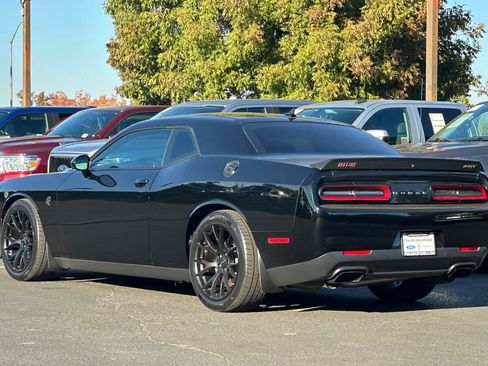 Used 2015 Dodge Challenger SRT Hellcat image 6