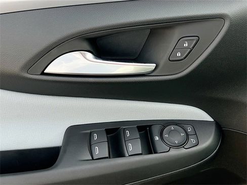 New 2026 Buick Envista Preferred image 13