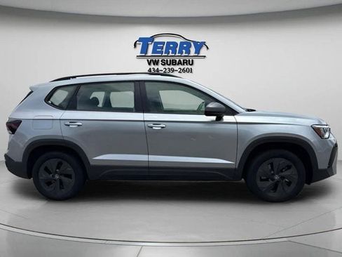 Used 2025 Volkswagen Taos S FWD image 1