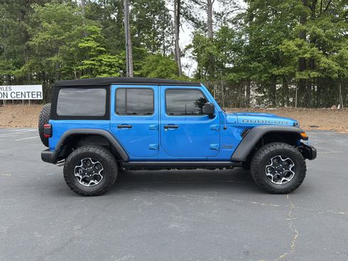 Used 2022 Jeep Wrangler Unlimited Rubicon 4xe AWD/4WD image 9
