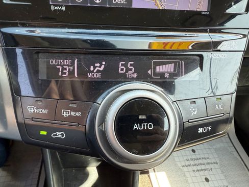 Used 2016 Toyota Prius V Four FWD image 19