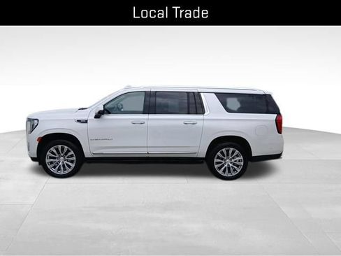 Used 2023 GMC Yukon XL Denali w/ Denali Reserve Package AWD/4WD image 2