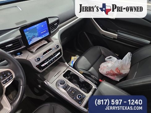 Used 2023 Ford Explorer XLT w/ Equipment Group 202A image 12