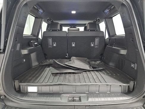Used 2024 Toyota Land Cruiser image 17
