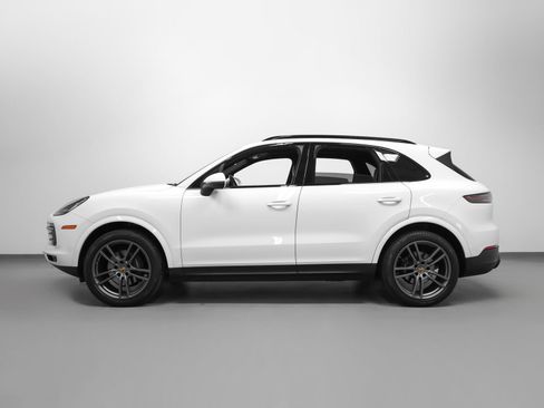Used 2020 Porsche Cayenne AWD/4WD image 2