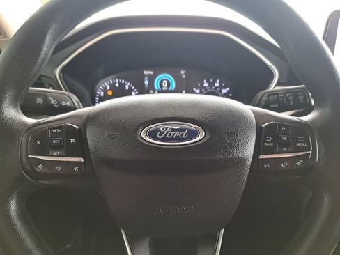 Used 2020 Ford Escape SE FWD image 9