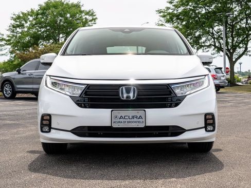 Used 2024 Honda Odyssey Elite image 5