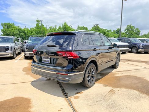 Used 2024 Volkswagen Tiguan Wolfsburg Edition FWD image 5