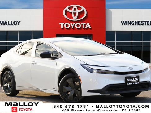 Certified 2023 Toyota Prius LE image 1