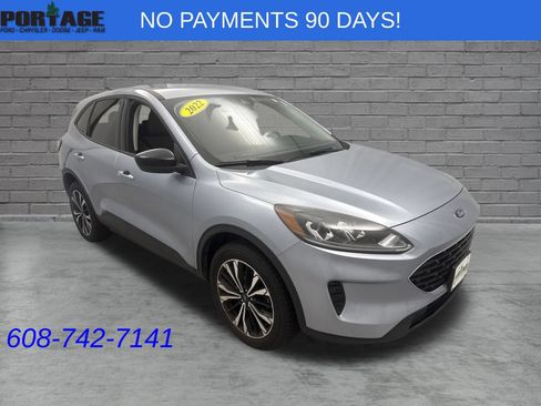 Used 2022 Ford Escape SE w/ SE Sport Appearance Package AWD/4WD image 1