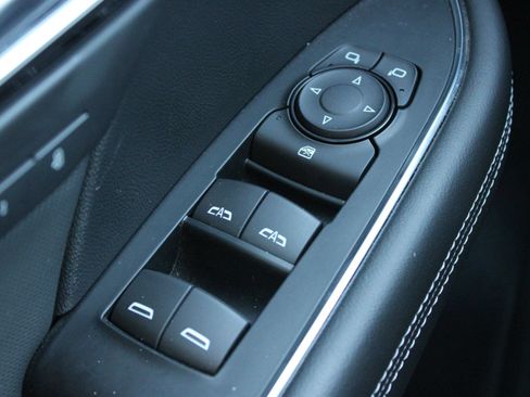 Used 2025 Buick Envision Preferred AWD/4WD image 20