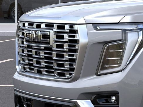 New 2026 GMC Yukon Denali AWD/4WD image 13