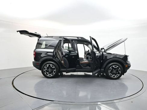 Used 2024 Ford Bronco Sport Outer Banks w/ Tech Package AWD/4WD image 41