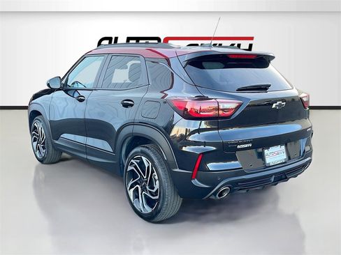 Used 2024 Chevrolet TrailBlazer RS w/ Convenience Package image 5